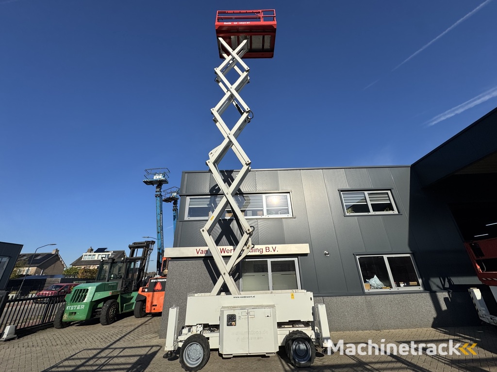 GENIE GS 4069 RT  Hoogwerker / Arbeitsbuhne 14mtr werkhoogte 4x4 Kubota DIESEL 2013