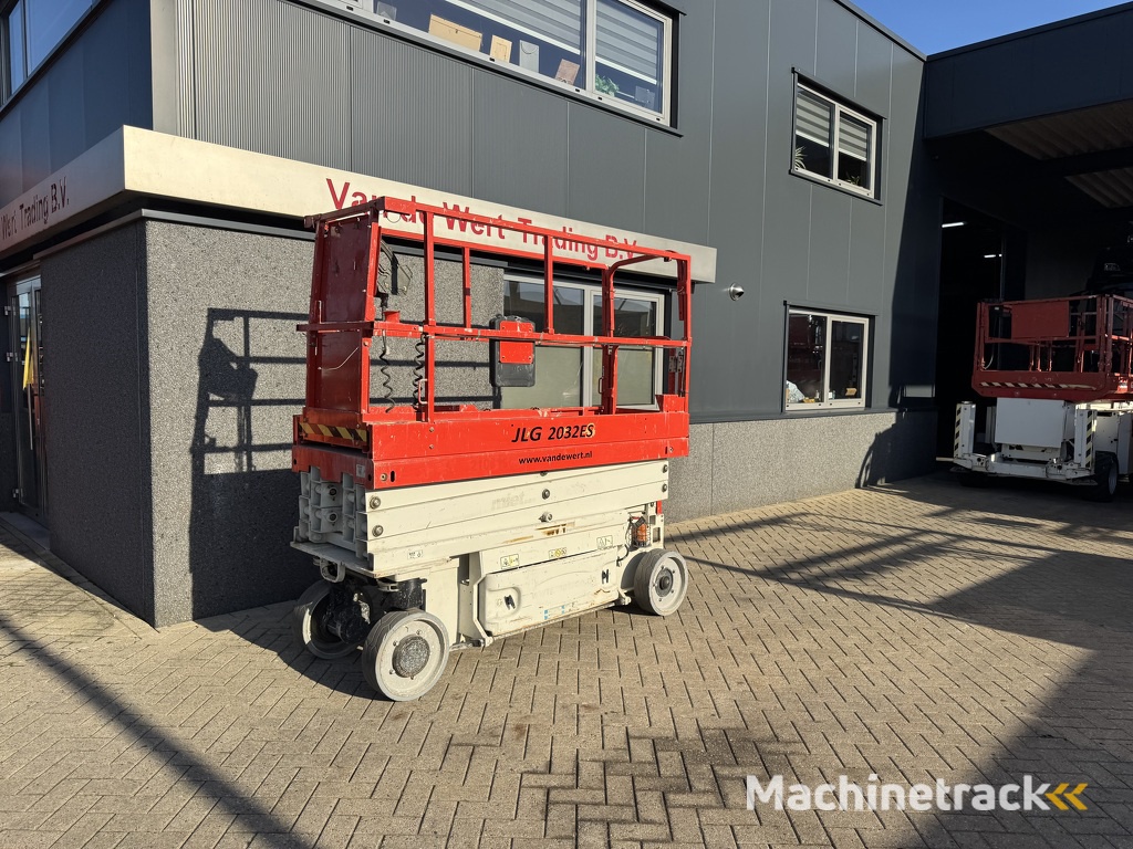 JLG 2032ES Schaarhoogwerker / Scissor lift 8Meter Werkhoogte 2016 Elektrisch