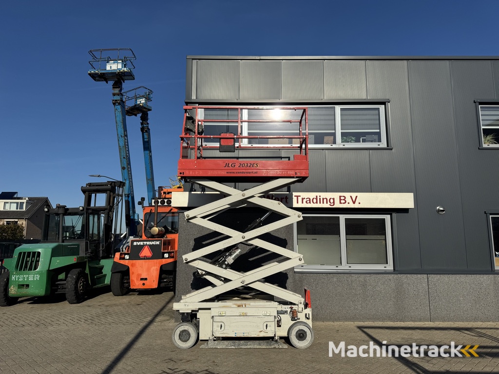 JLG 2032ES Schaarhoogwerker / Scissor lift 8Meter Werkhoogte 2016 Elektrisch