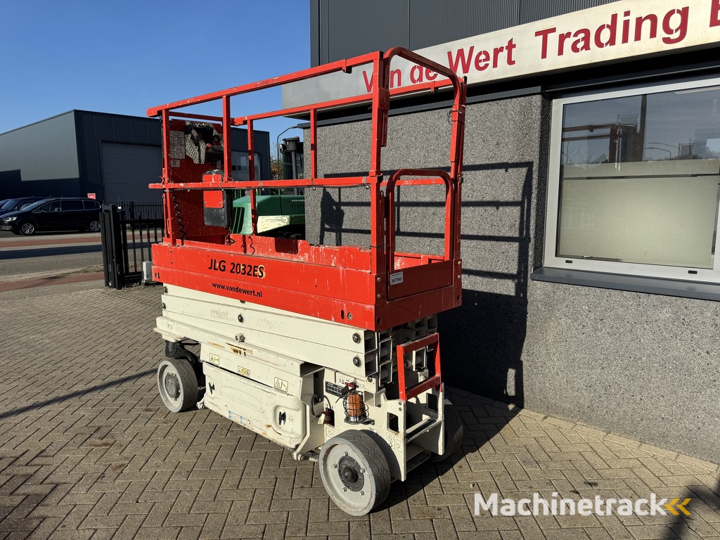 JLG 2032ES Schaarhoogwerker / Scissor lift 8Meter Werkhoogte 2016 Elektrisch