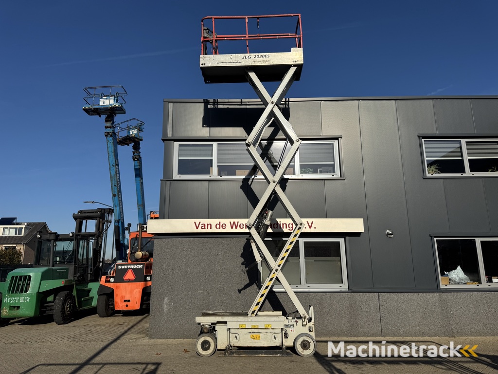 JLG 2030ES Schaarhoogwerker / Scissor lift 8Meter Werkhoogte 2014 Elektrisch