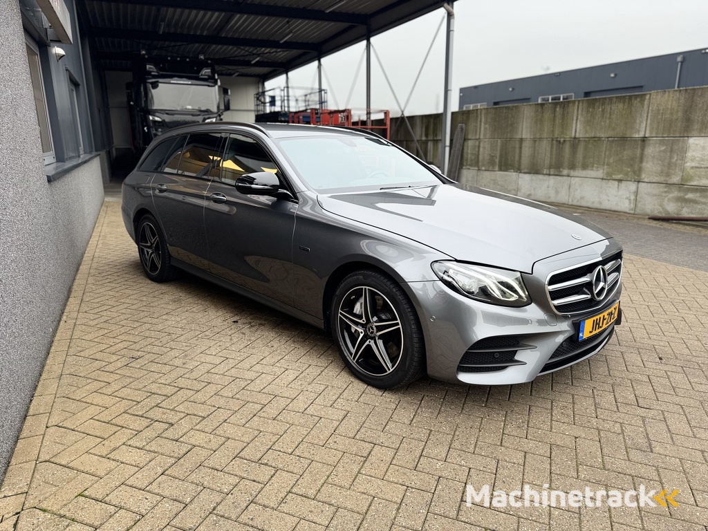 Mercedes-Benz E-klasse Estate 300 de AMG Line 2020 Led / ACC / Leder
