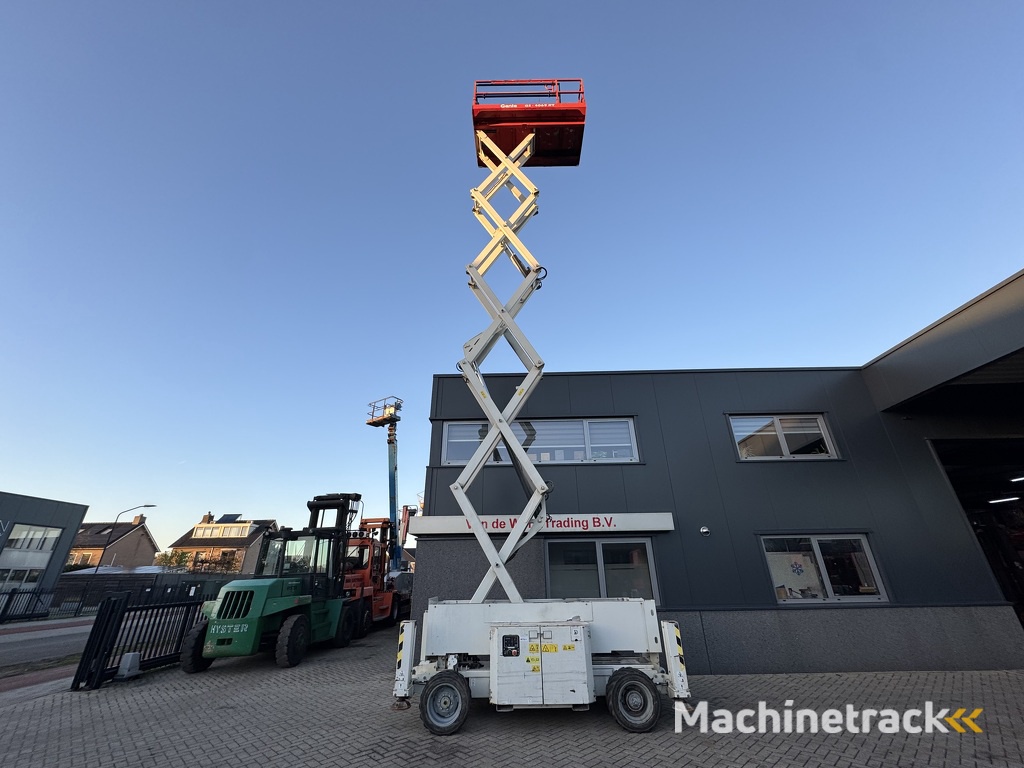 GENIE GS 4069 RT  Hoogwerker / Arbeitsbuhne 14mtr werkhoogte 4x4 Kubota DIESEL 2012