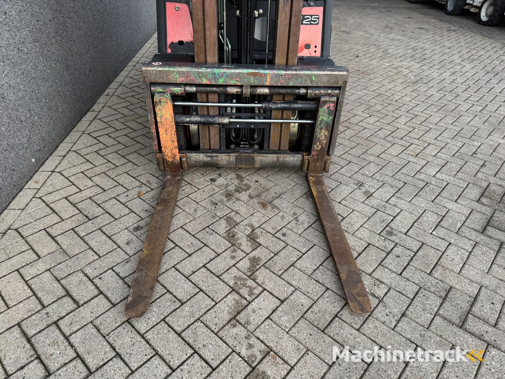 Linde H25D Triplo 590 Freelift / Sideshift / Vorkversteller VW Diesel 2007