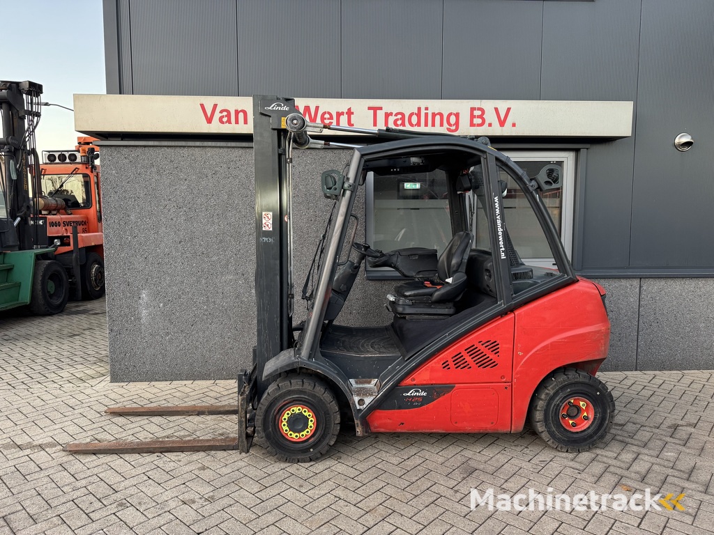 Linde H25D-02 Triplo 550 Freelift / Sideshift / 4e functie VW Diesel 2014
