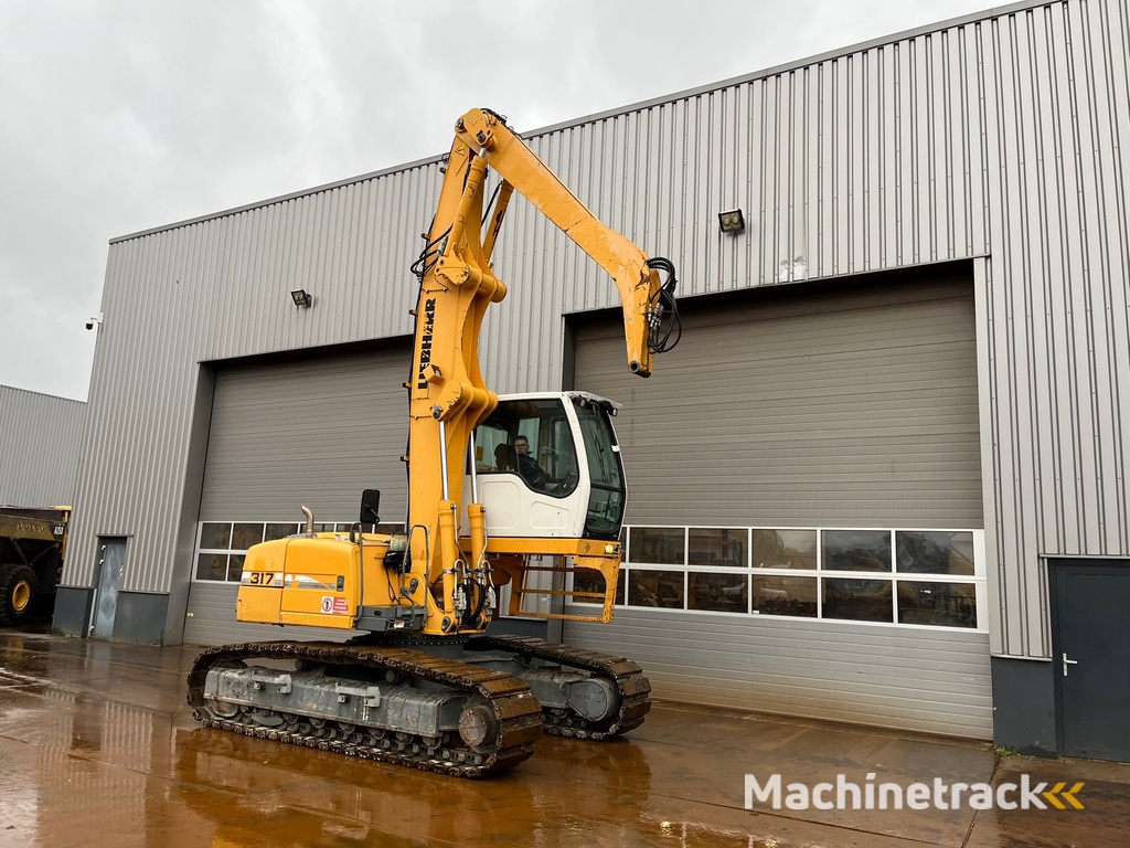 Liebherr R317 Litronic Material Handler