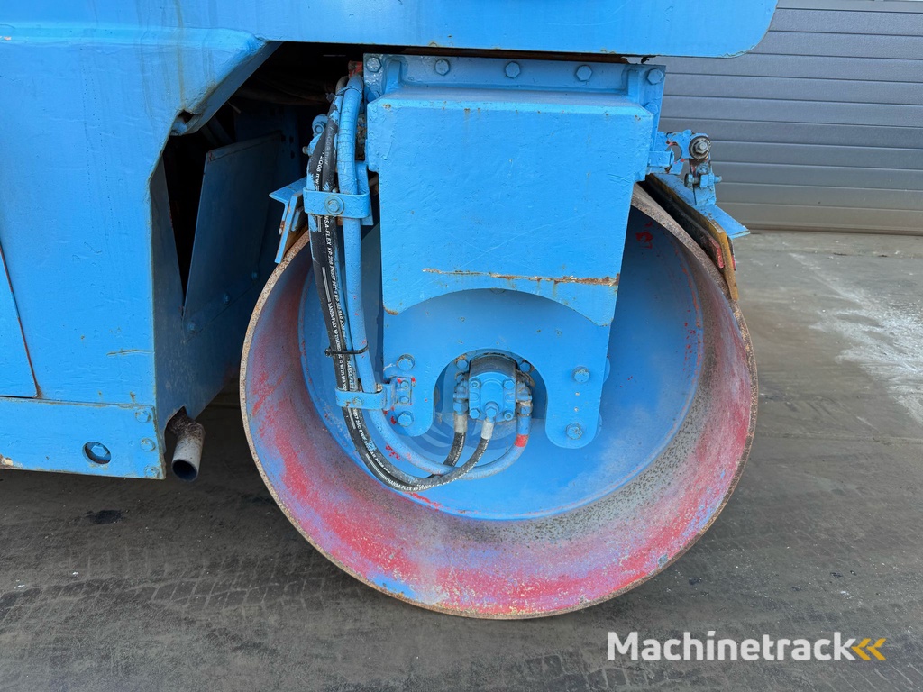 Hamm DV 3.22 Double Drum