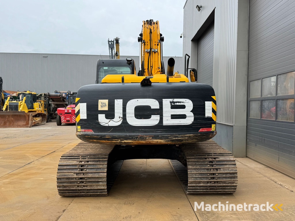 JCB JS220 LC Semi Long Reach - 10 meter