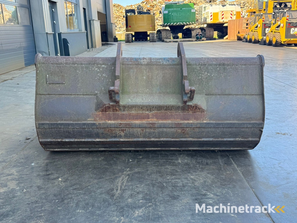 CW30 / CW40 Slotenbak 2200mm bucket