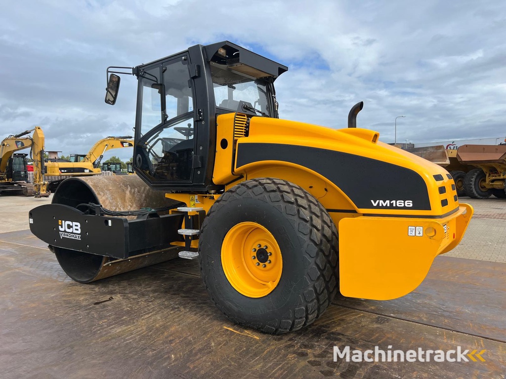 JCB VM166D