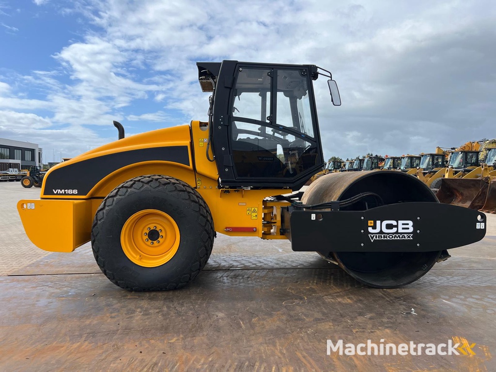 JCB VM166D