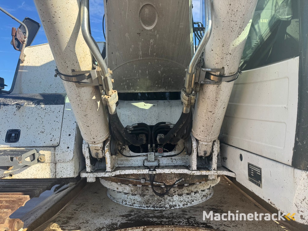 Liebherr R936 LC