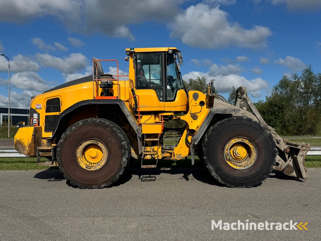Volvo L220H