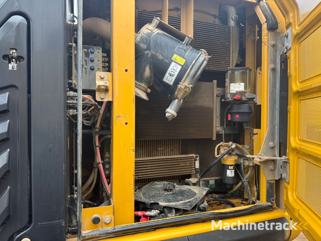 Caterpillar 320E LRR