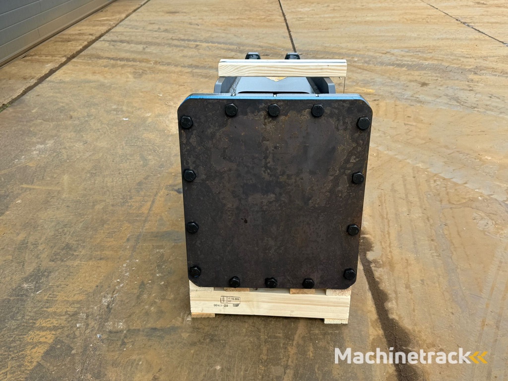 Hammer HS1000 fits 8-16 Ton excavator