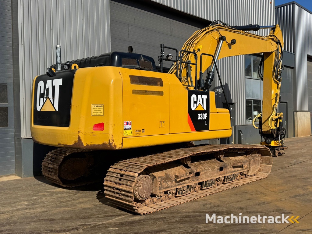 Caterpillar 330FL