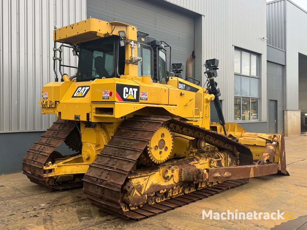 Caterpillar D6T LGP