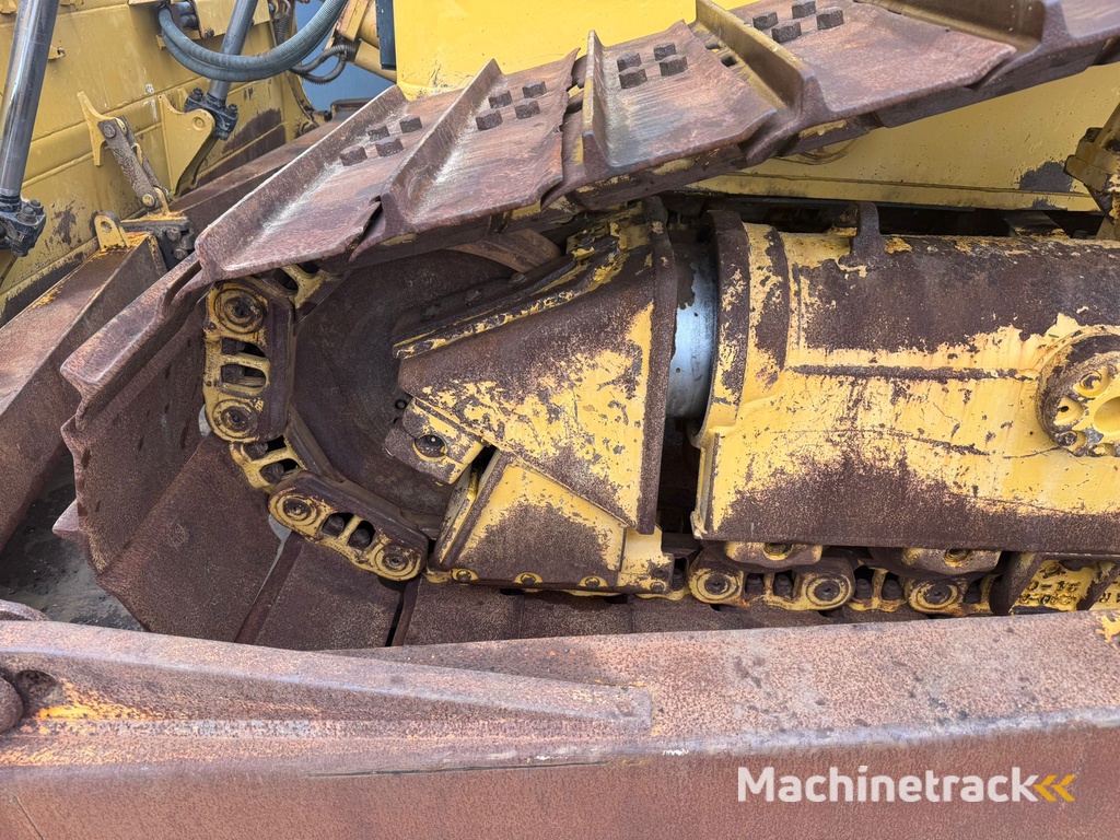 Caterpillar D6T LGP