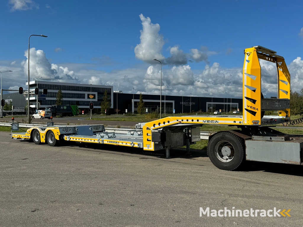 VEGA Trailer VEGAMAX 2 axle Autotransporter