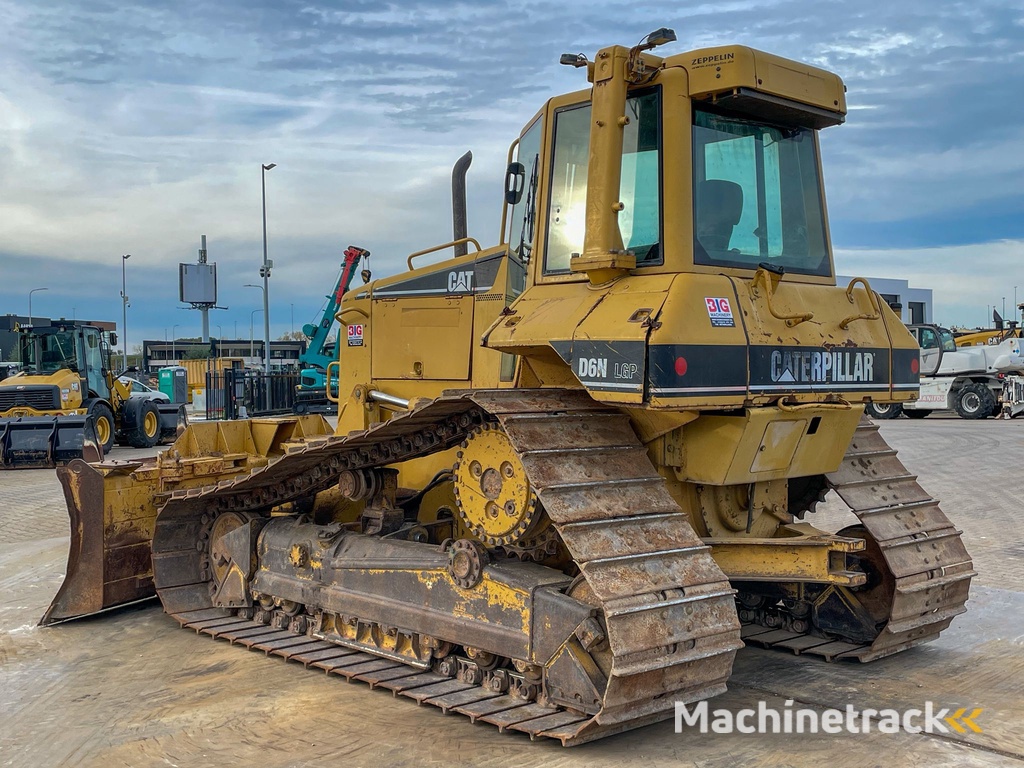 Caterpillar D6N