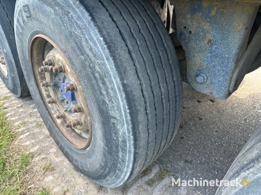 Gray and Adams Meat Hook Thermo King SLXE 400