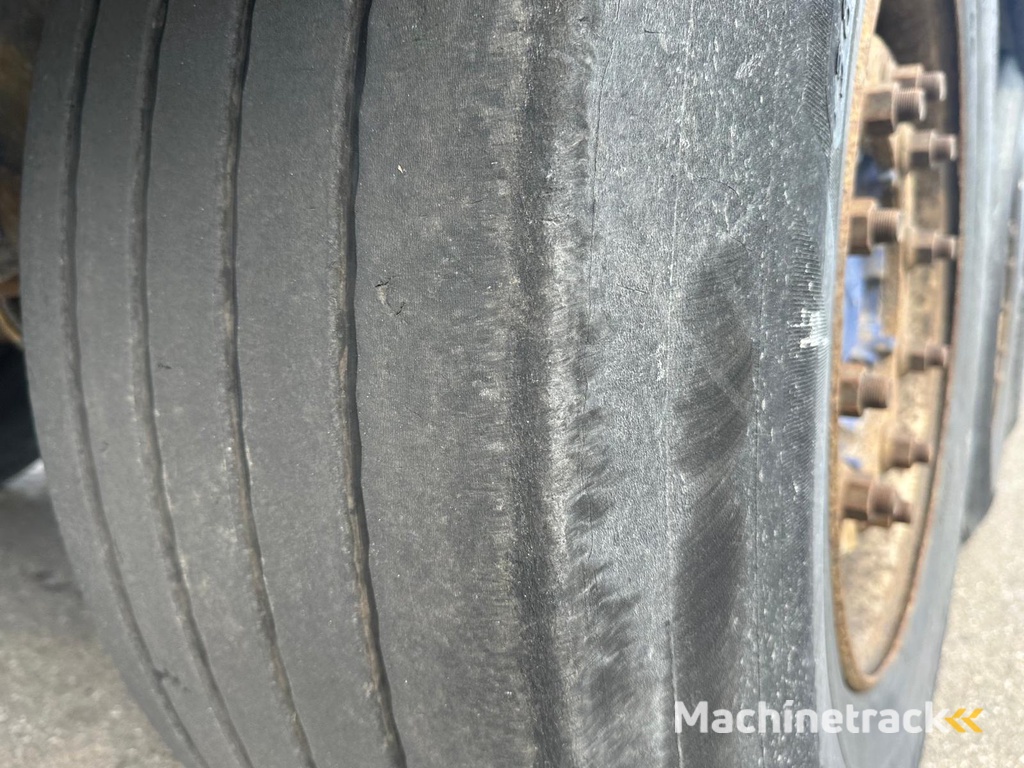 Gray and Adams Meat Hook Thermo King SLXE 400