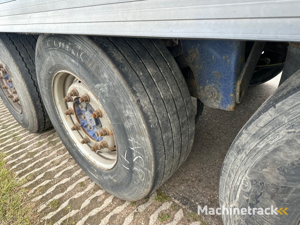 Gray and Adams Meat Hook Thermo King SLXE 400