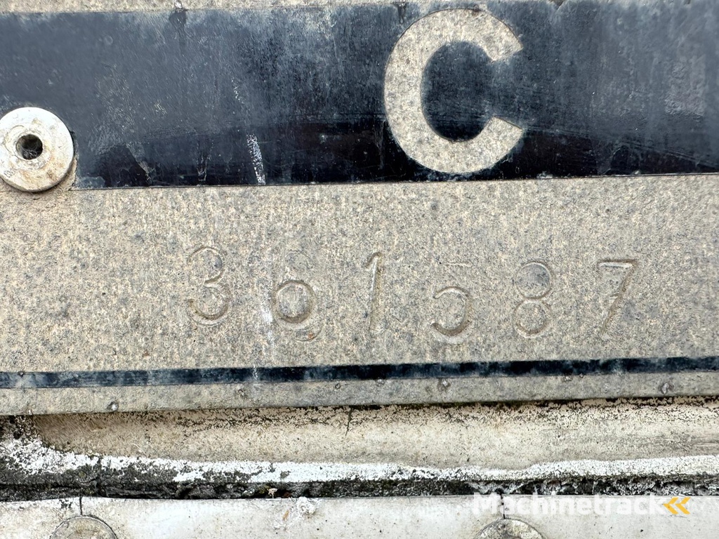 Gray and Adams Meat Hook Thermo King SLXE 400