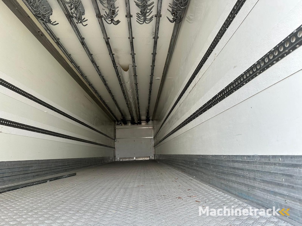 Gray and Adams Meat Hook Thermo King SLXE 400