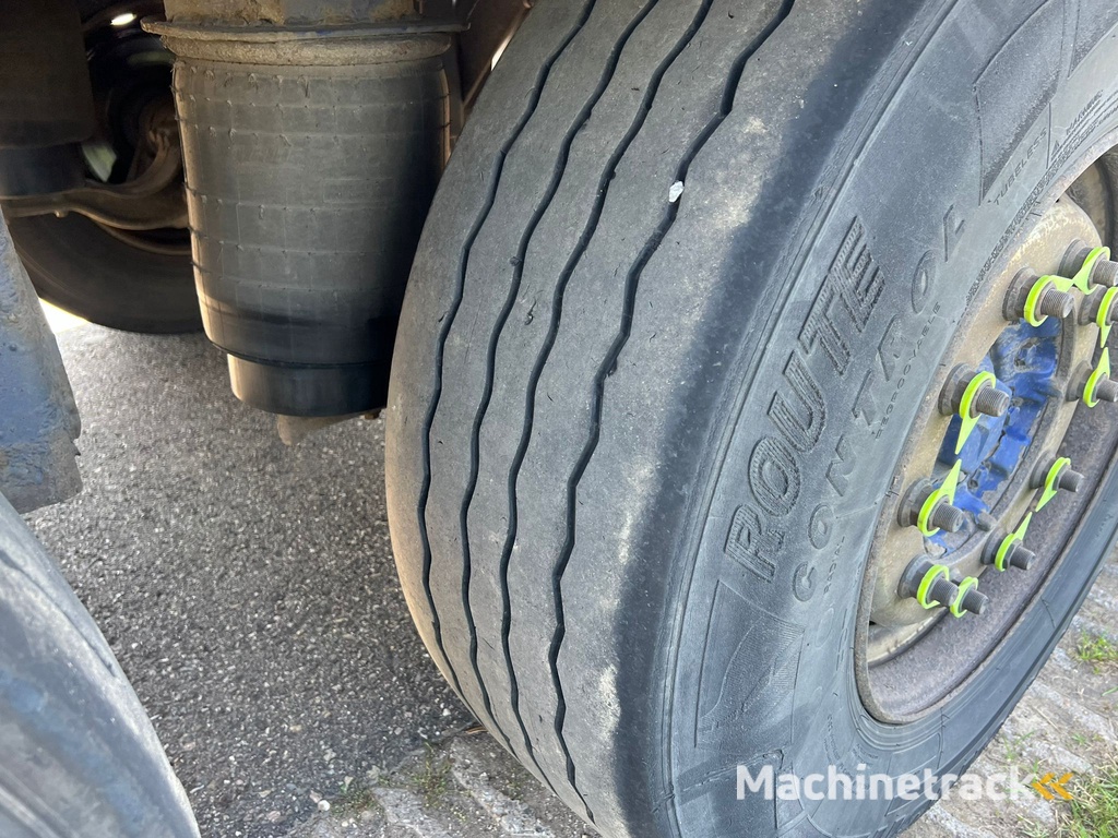 Gray and Adams Meat Hook Thermo King SLXE 400