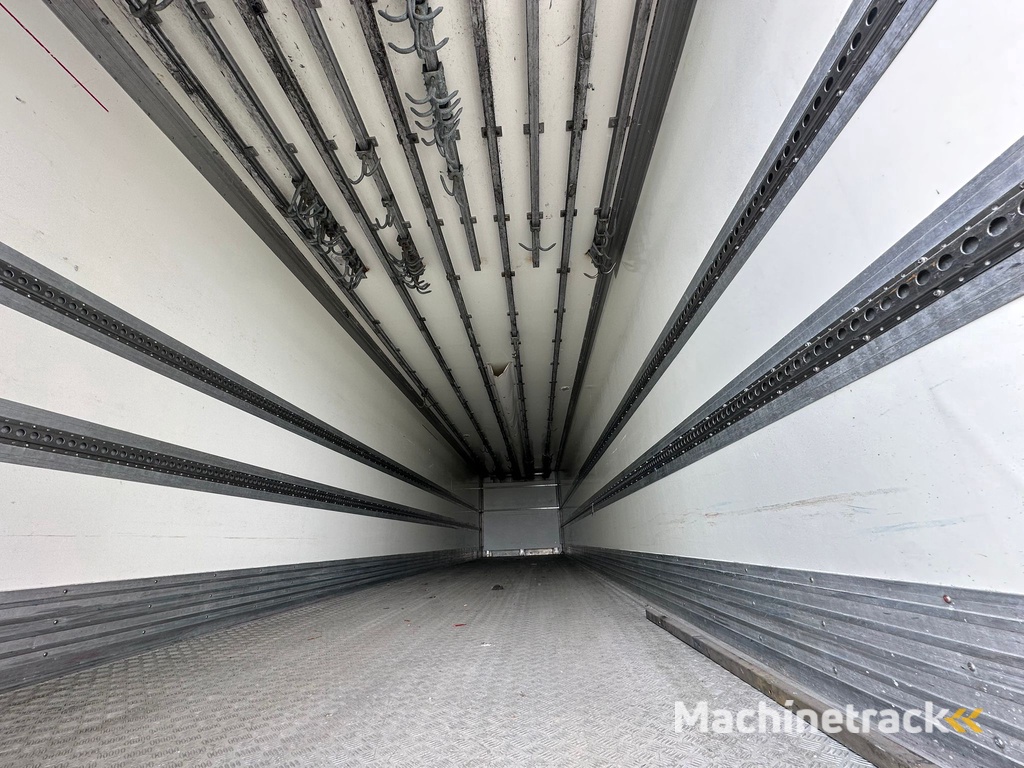 Gray and Adams Meat Hook Thermo King SLXE 400