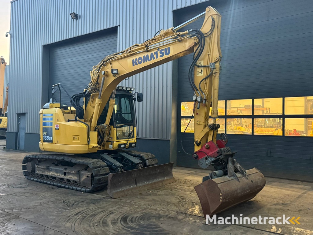 Komatsu PC138-11