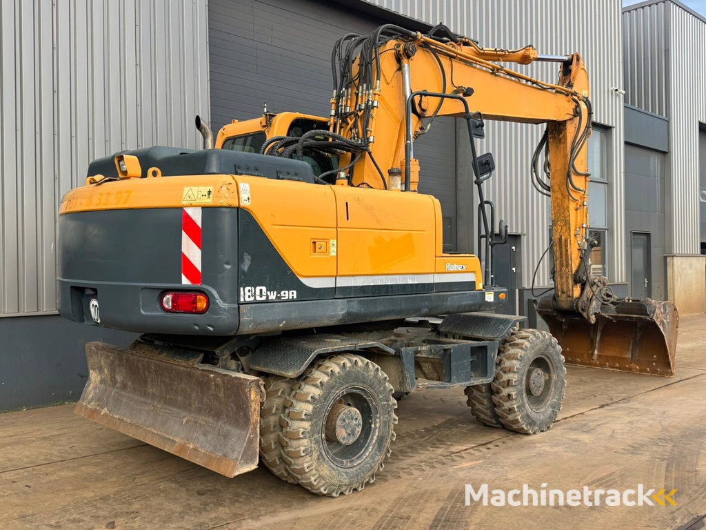 Hyundai Robex 180W-9A