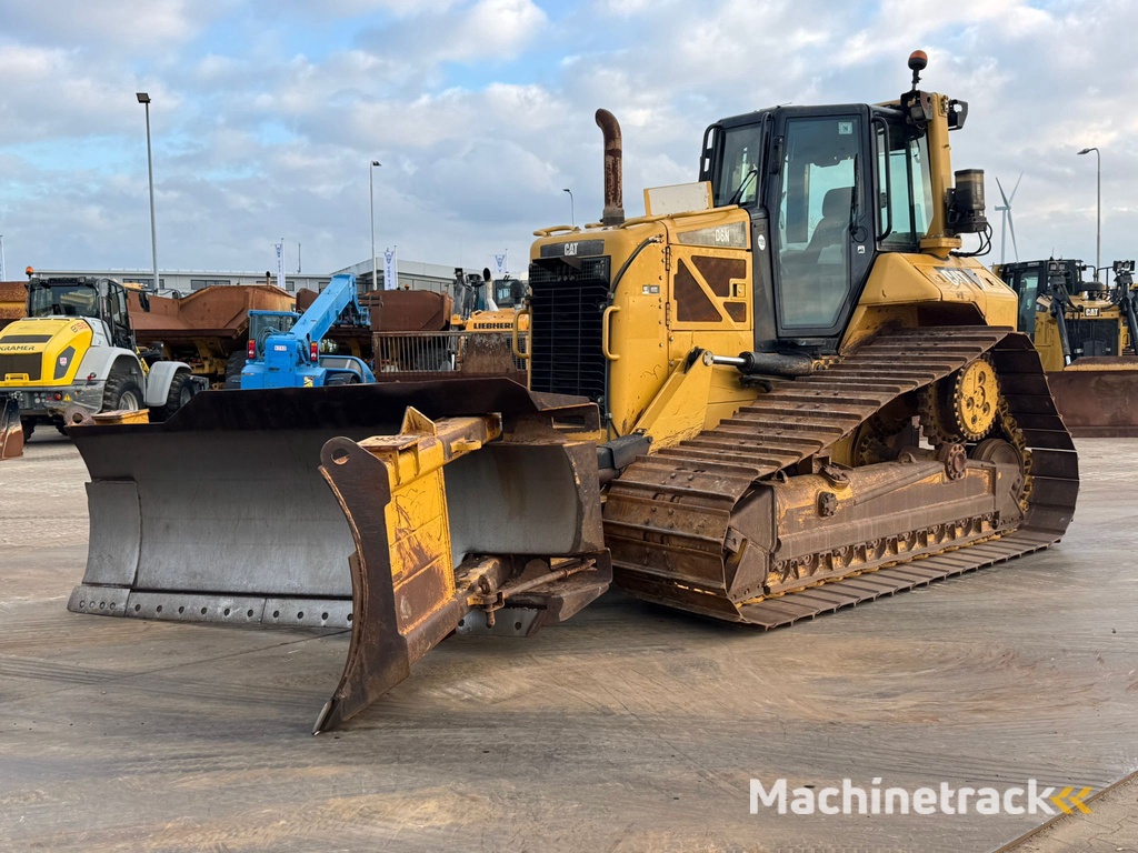 Caterpillar D6N LGP