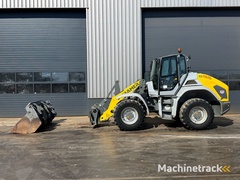 kramer-8155---wacker-neuson---forks---bucket