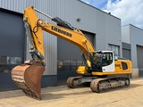 Minituur van Liebherr R946 LC Hydraulic excavator