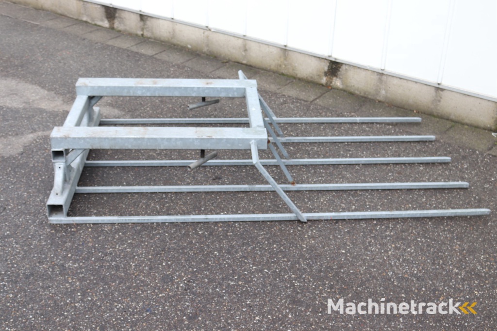 Transportgabel für Transport von Topfen/trays