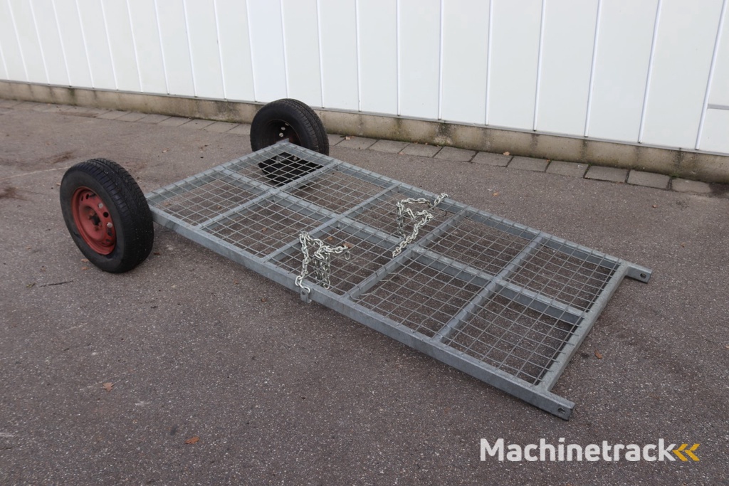 Basrijs Halmec gegalvaniseerd frame voor 2 plantmachines, met wielen