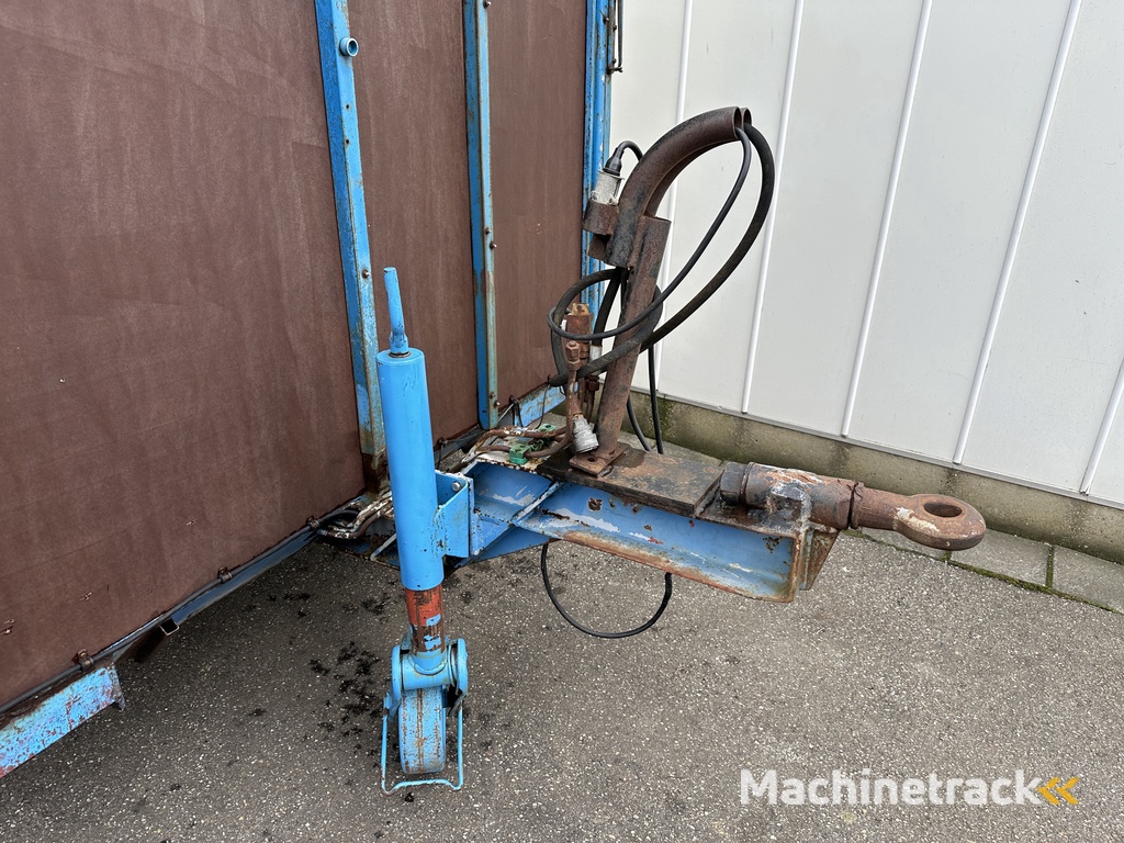 Harvesting trailer 8 pallets without brakes