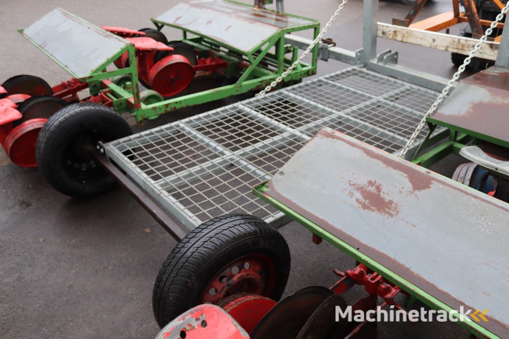 Basrijs Halmec gegalvaniseerd frame voor 2 plantmachines, met wielen