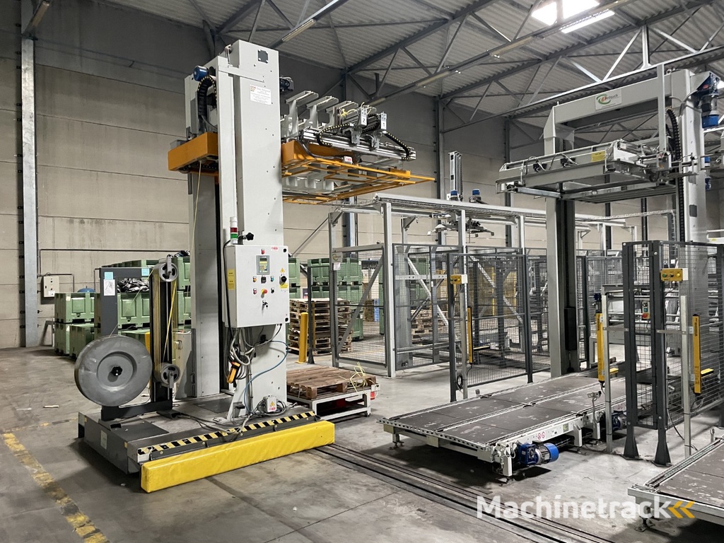 Sorma PAL 108D palletiser installation with 3 palletisers