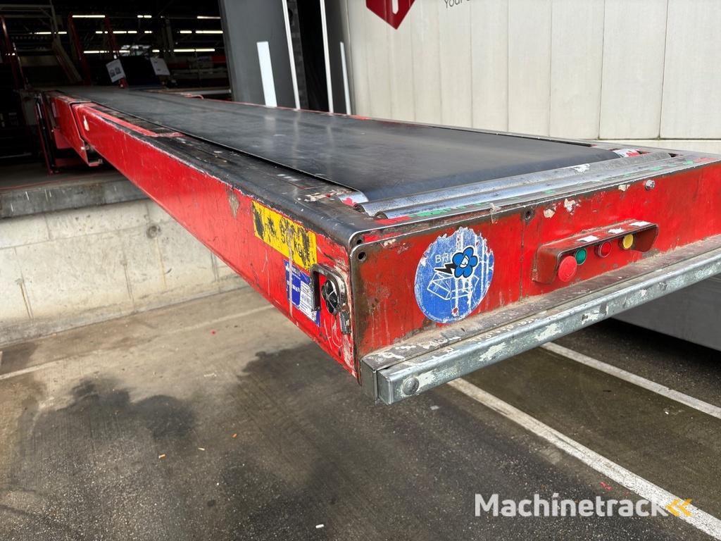 Budde Förderband Teleskopförderer zum Be- und Entladen von Containern 500 bis 1150 cm