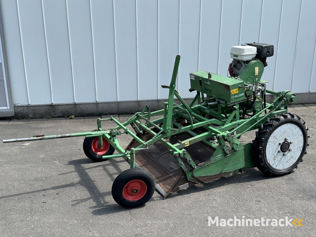 Rap Rijnbeek ZR 120 beddenrooimachine zelfrijdende oogstmachine voor bloembollen