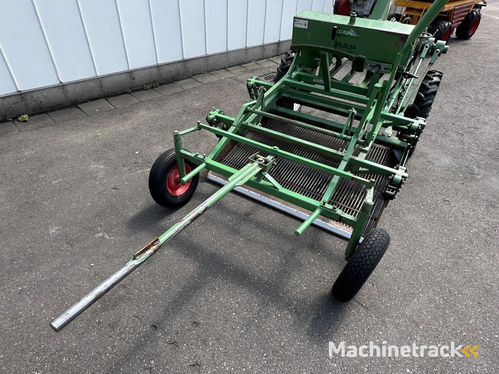 Rap Rijnbeek ZR 120 beddenrooimachine zelfrijdende oogstmachine voor bloembollen