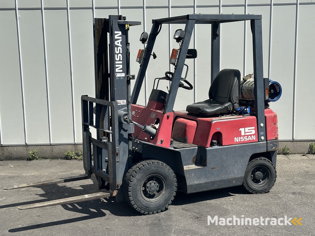 Nissan LPG 15 automat heftruck