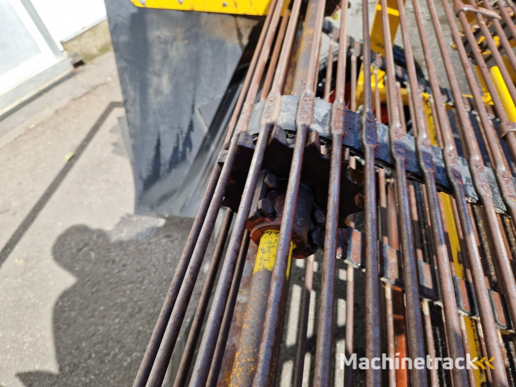 Samon EN aardappelrooier voor 2 rijen