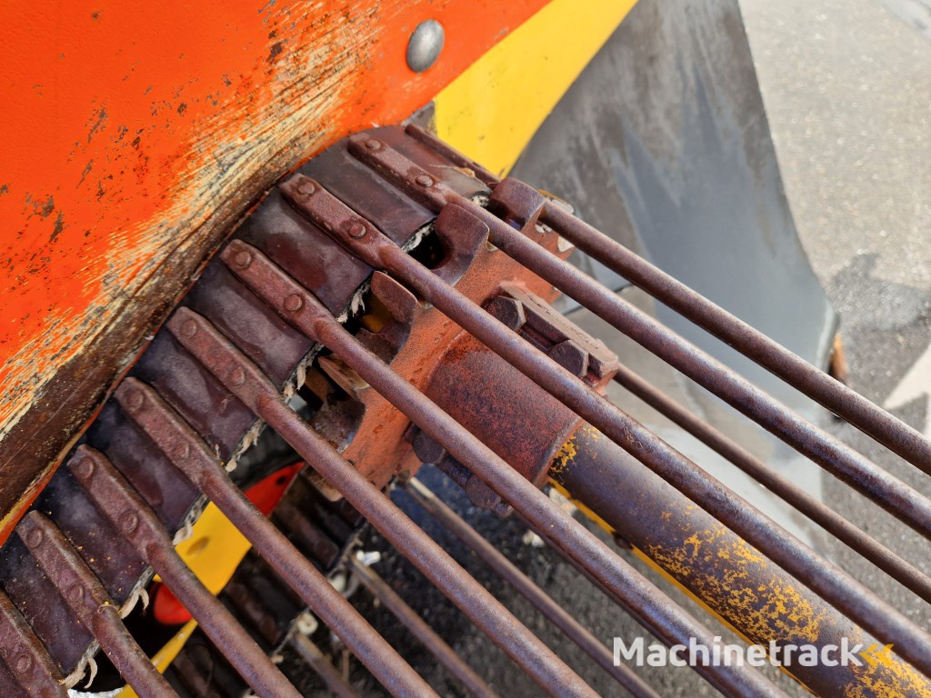 Samon EN aardappelrooier voor 2 rijen