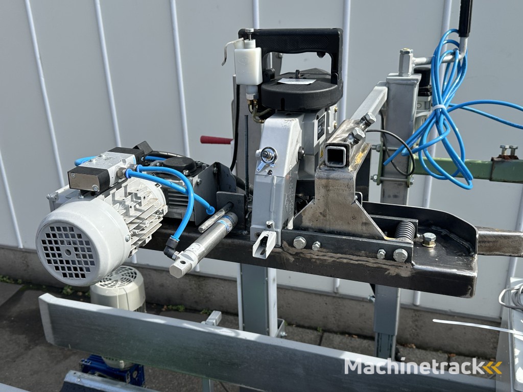 Newlong naailijn met Allround transportband