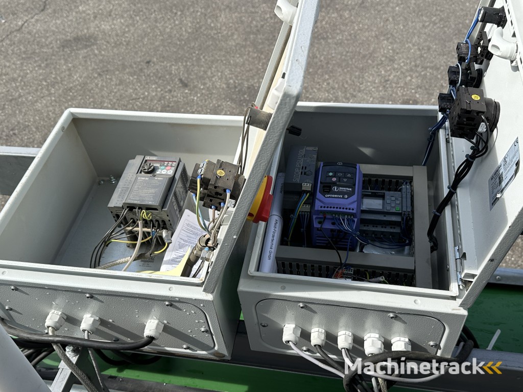 Newlong naailijn met Allround transportband