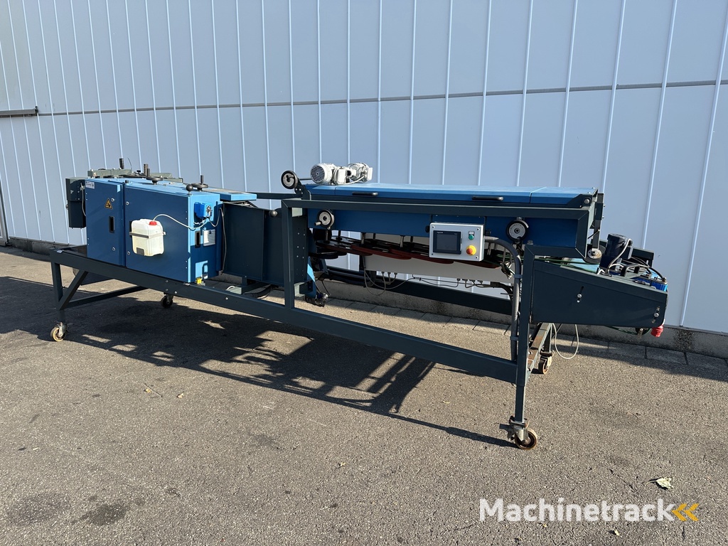 Havatec debulbing machine for tulips